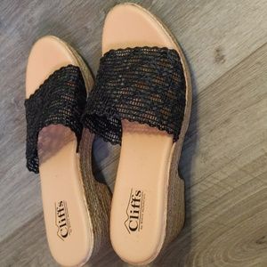 Cliffs by White mountain women's wedge heel sandals size 9 m